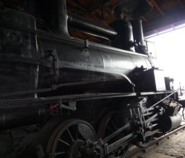 085