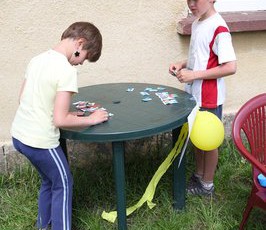22